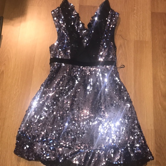 FREE PEOPLE Sequin Siren mini dress,4!NEW - Picture 8 of 8